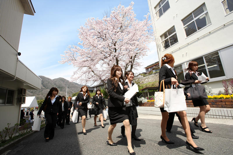 日本语言学校奖学金种类和金额